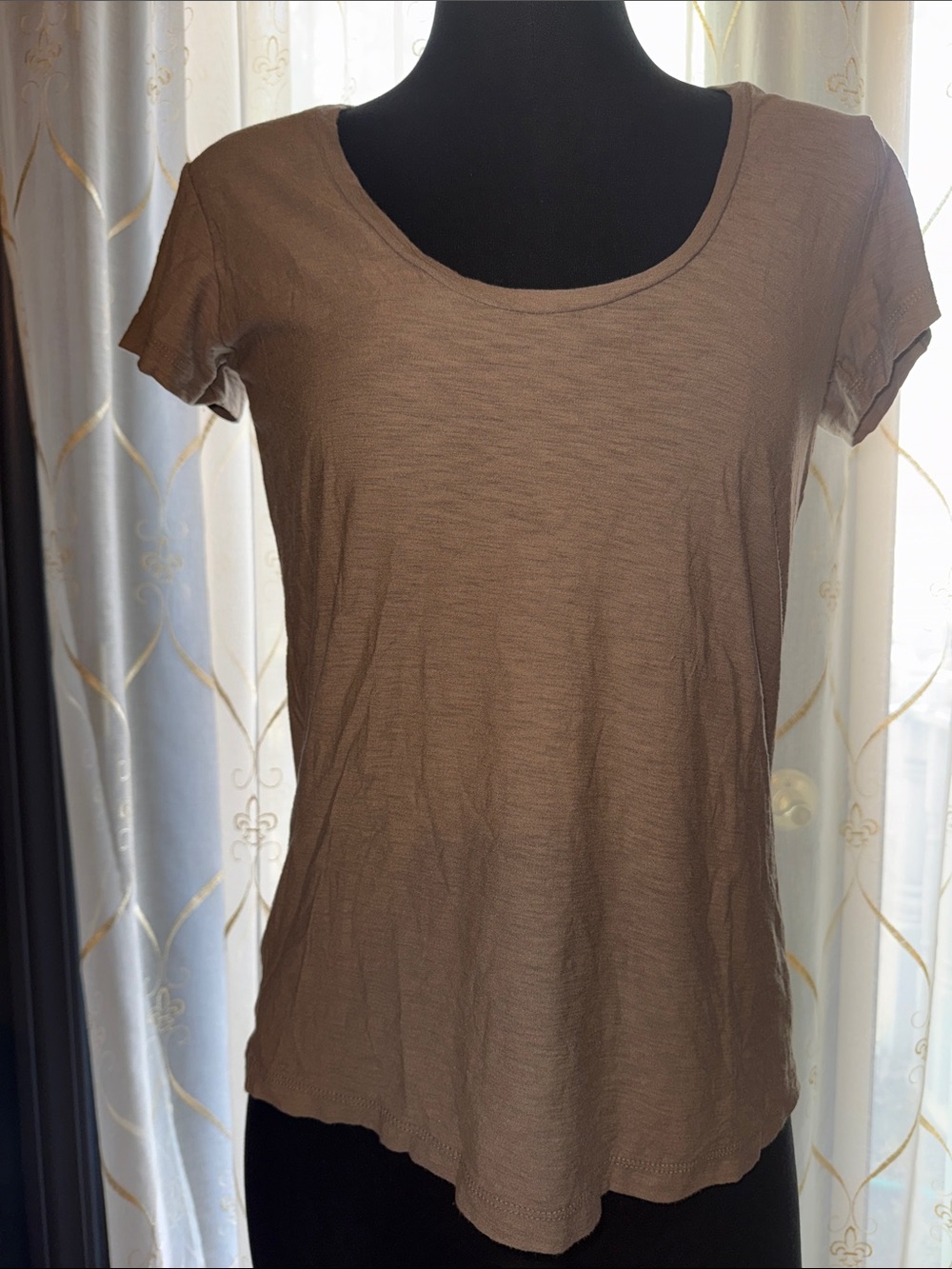 James Perse Taupe Scoop Neck Short Sleeve Tee